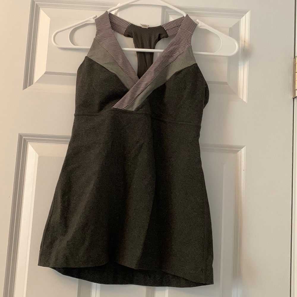 Lululemon tank top
